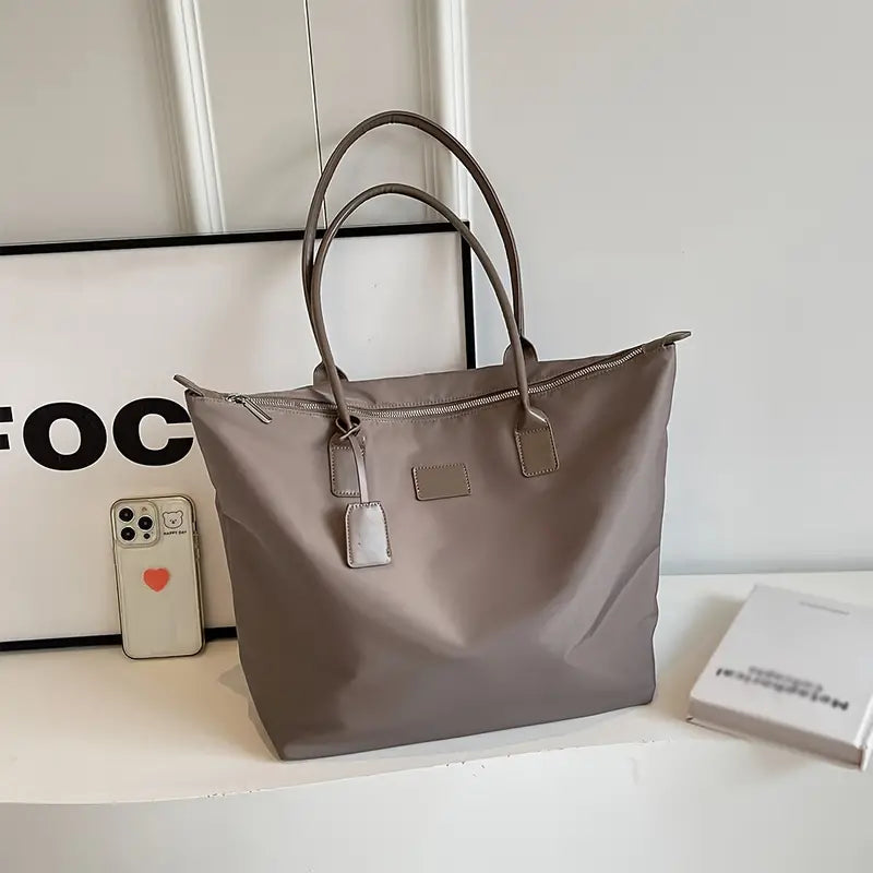 Minimalist Tote Bag For Daily Commute